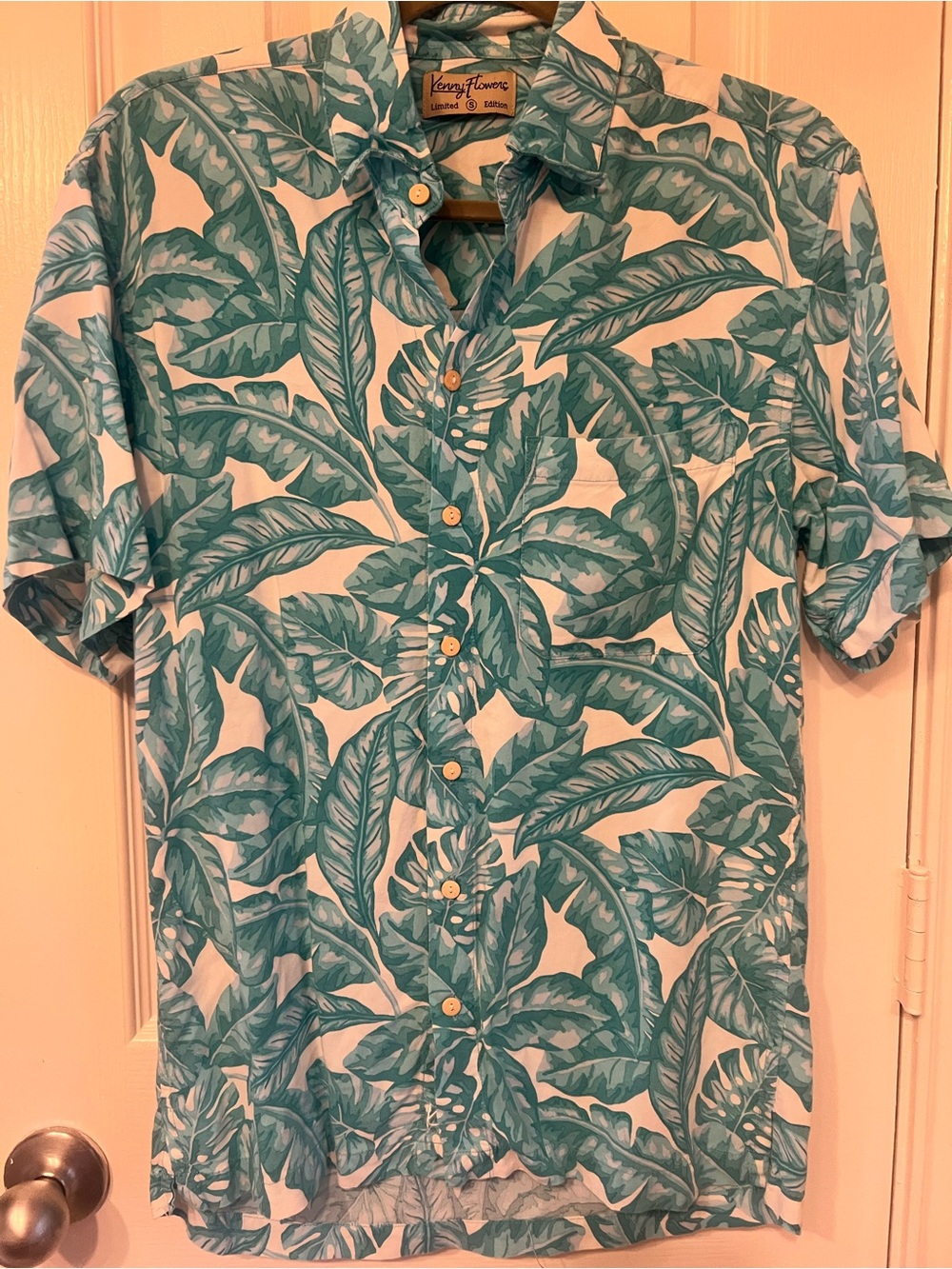 Kenny Flowers Limited Edition Blue Tropical Leaf Resort Shirt, Size Small